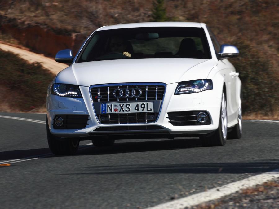  Audi S4 Sedan (B8, 8K) 2009 года  (AU) (фото 11 из 17)